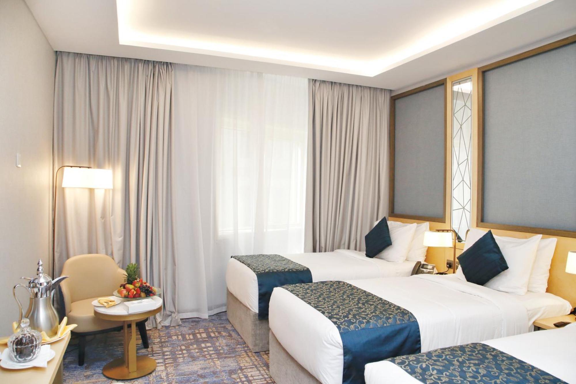 فندق الروضة رويال ان المدينة المنورة المظهر الخارجي الصورة Deluxe Room