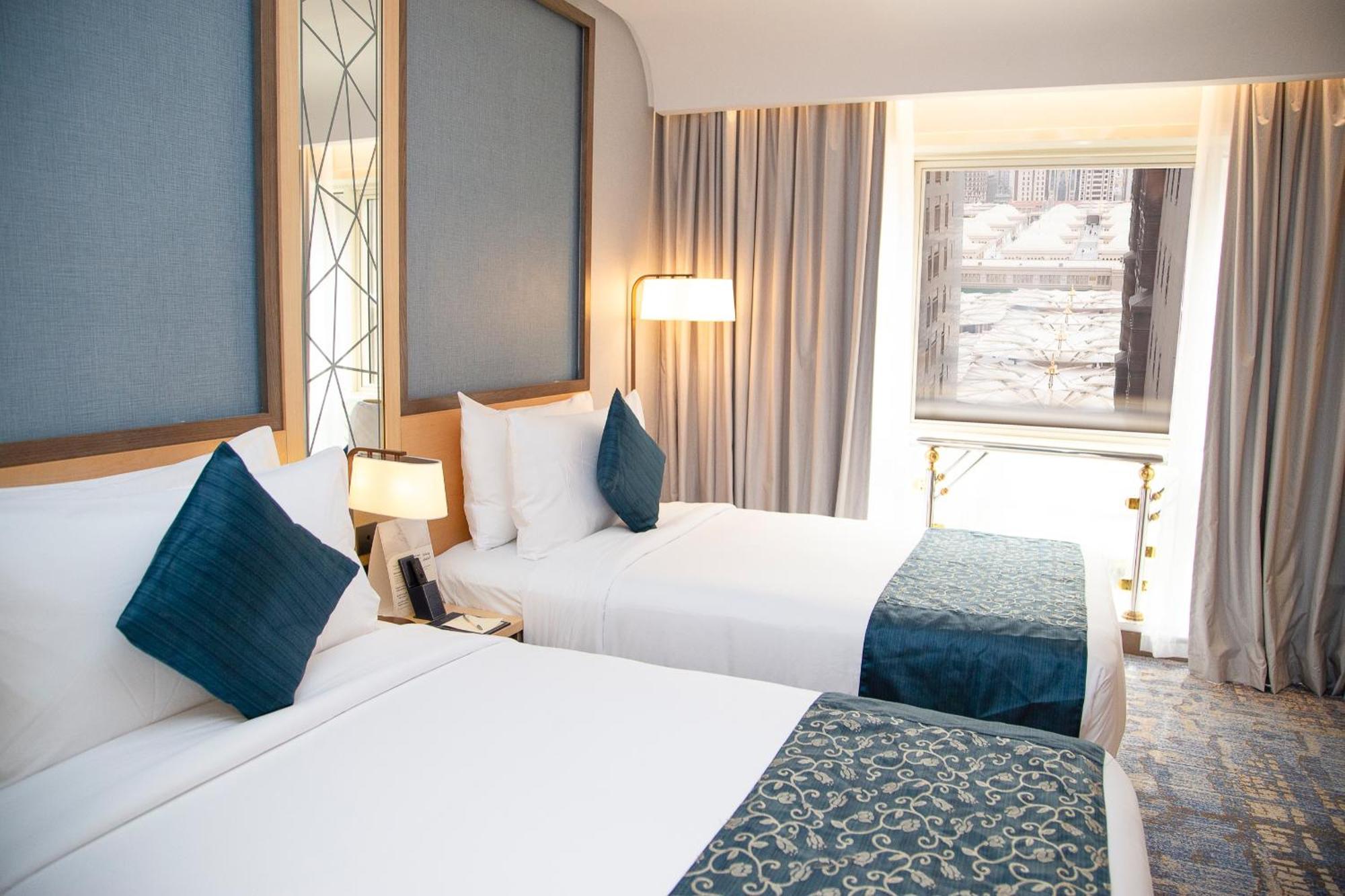 فندق الروضة رويال ان المدينة المنورة المظهر الخارجي الصورة Deluxe room